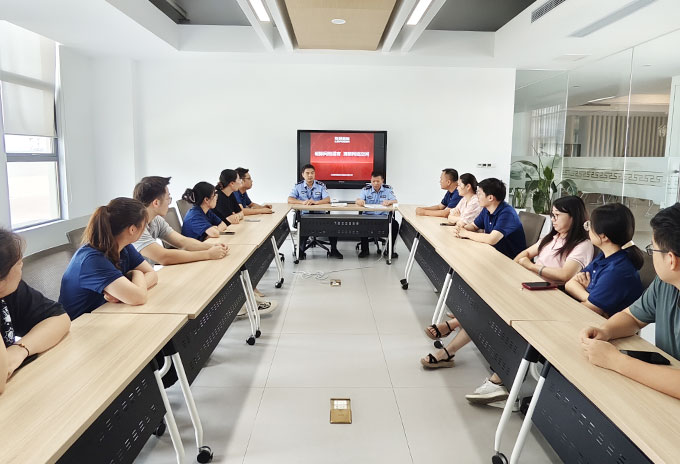 百聯開展“破除網絡謠言&nbsp;&nbsp;清朗網絡空間”專題講座